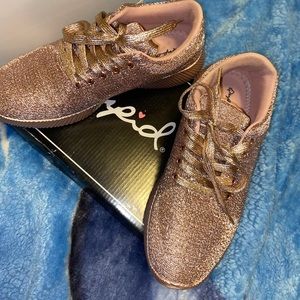 Rose gold shimmering sneakers